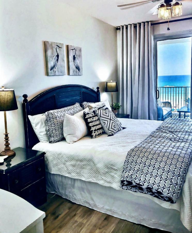 Barefoot Bliss - Beachfront Condo - Sleeps 12 巴拿马城 外观 照片